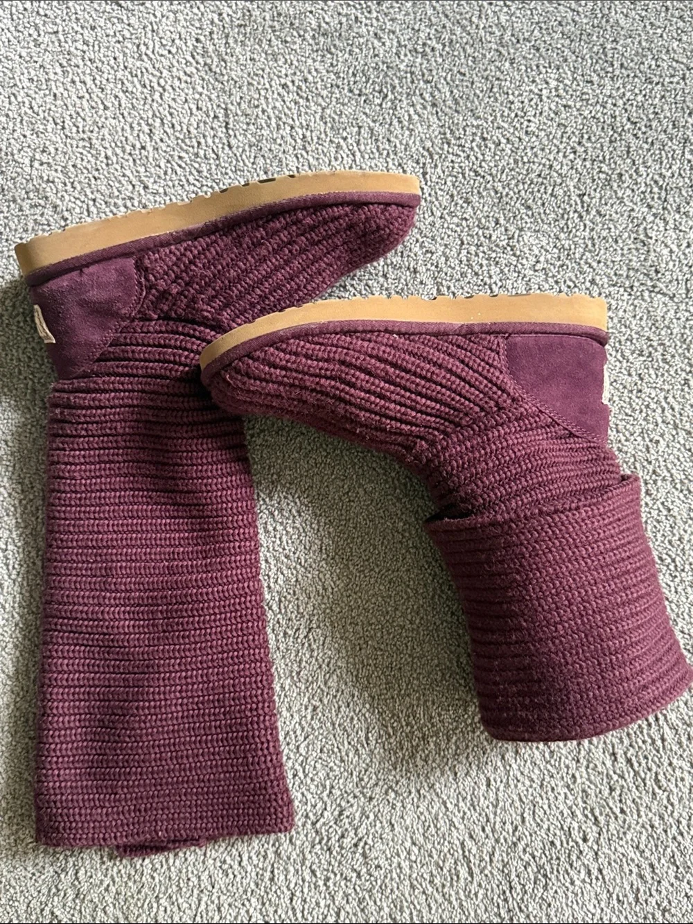UGG 5819 Legacy Cardy Knit Tall Roll Down - Burgundy - w/Button Details. Size 8